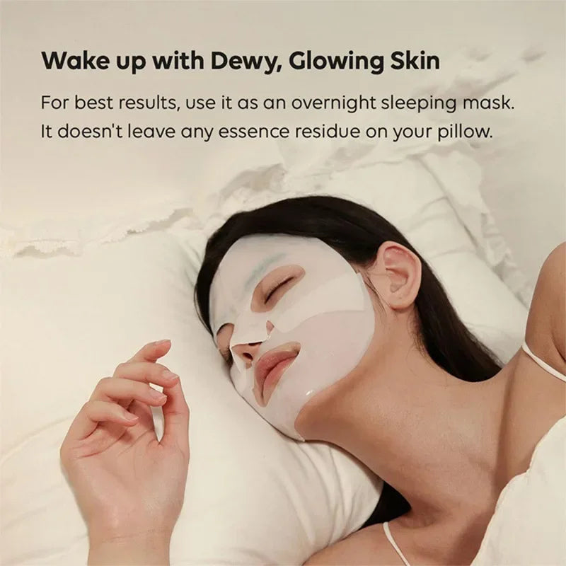 Wake up with dewy, glowing skin using this overnight collagen face mask, trending in the UK. Designed to deeply hydrate, repair and restore your skin while you sleep, it leaves your complexion smooth, radiant and refreshed by morning – with no residue on your pillow.
